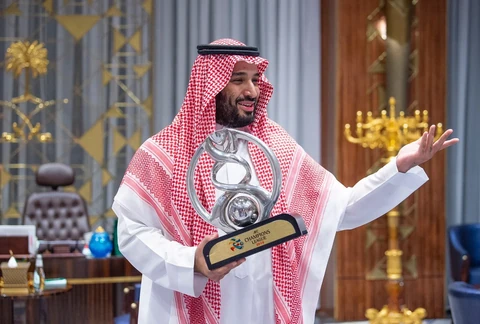 سمو سيدي ولي العهد يستقبل منسوبي نادي الهلال بمناسبة تحقيق البطولة الآسيوية