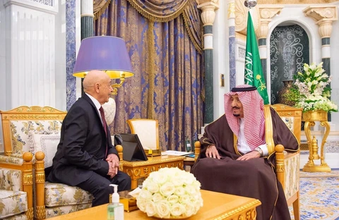 سيدي خادم الحرمين الشريفين يستقبل رئيس مجلس النواب الليبي