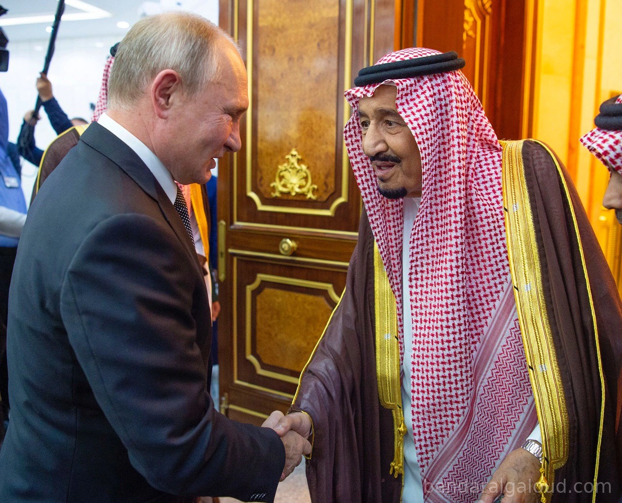 سيدي خادم الحرمين الشريفين وفخامة الرئيس الروسي في قصر اليمامة - Photo 1