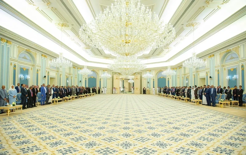 سمو سيدي ولي العهد يرعى التوقيع على وثيقة اتفاق الرياض - صورة 11