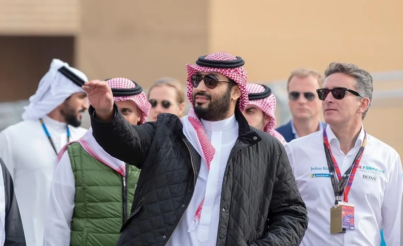 سمو سيدي ولي العهد يشهد انطلاقة بطولة فورمولا إي بالدرعية - صورة 18
