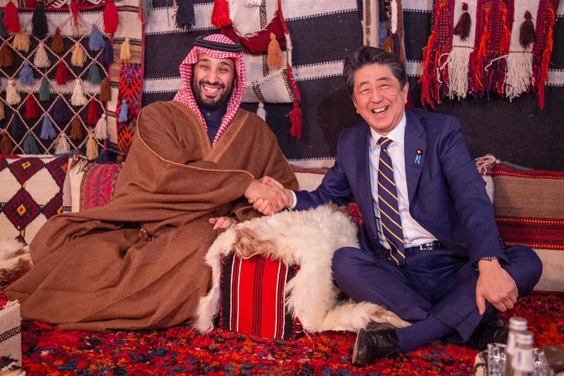 سمو سيدي ولي العهد يلتقي رئيس وزراء اليابان - صورة 14