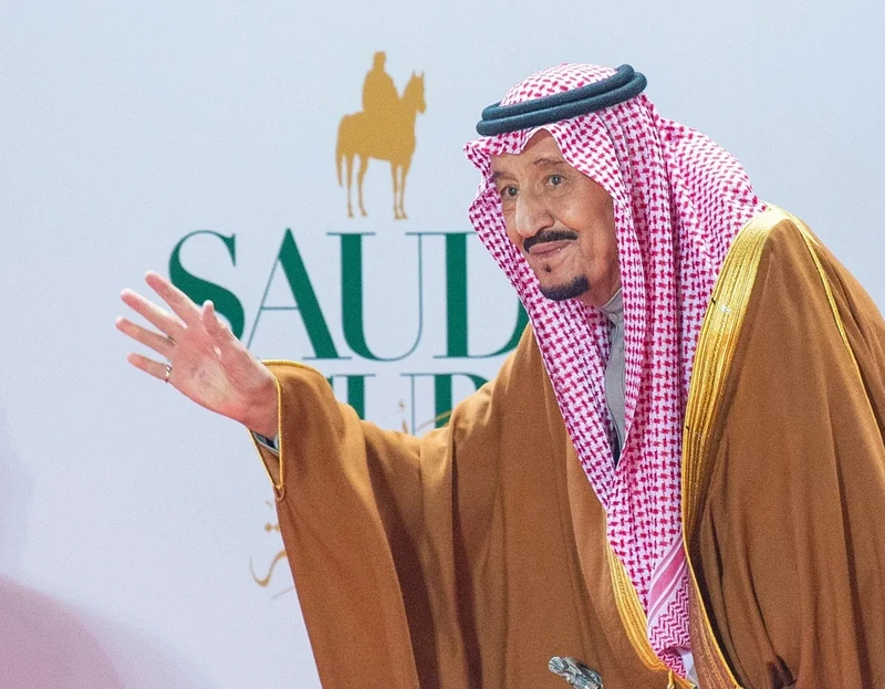 خادم الحرمين الشريفين يرعى حفل سباق كأس السعودية - صورة 12