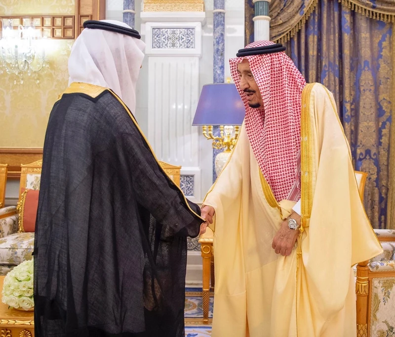 السفيران المعينان لدى أوكرانيا والأوروغواي يؤديان القسم أمام سيدي خادم الحرمين الشريفين - صورة 6