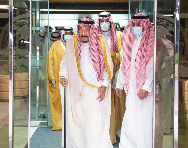 سيدي خادم الحرمين الشريفين يغادر المستشفى - Photo 4