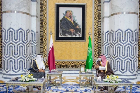 سمو سيدي ولي العهد يستقبل سمو أمير دولة قطر الشيخ تميم بن حمد