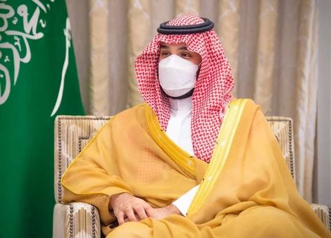سمو سيدي ولي العهد يستقبل رئيس لجنة الشؤون الدولية بمجلس الدوما الروسي