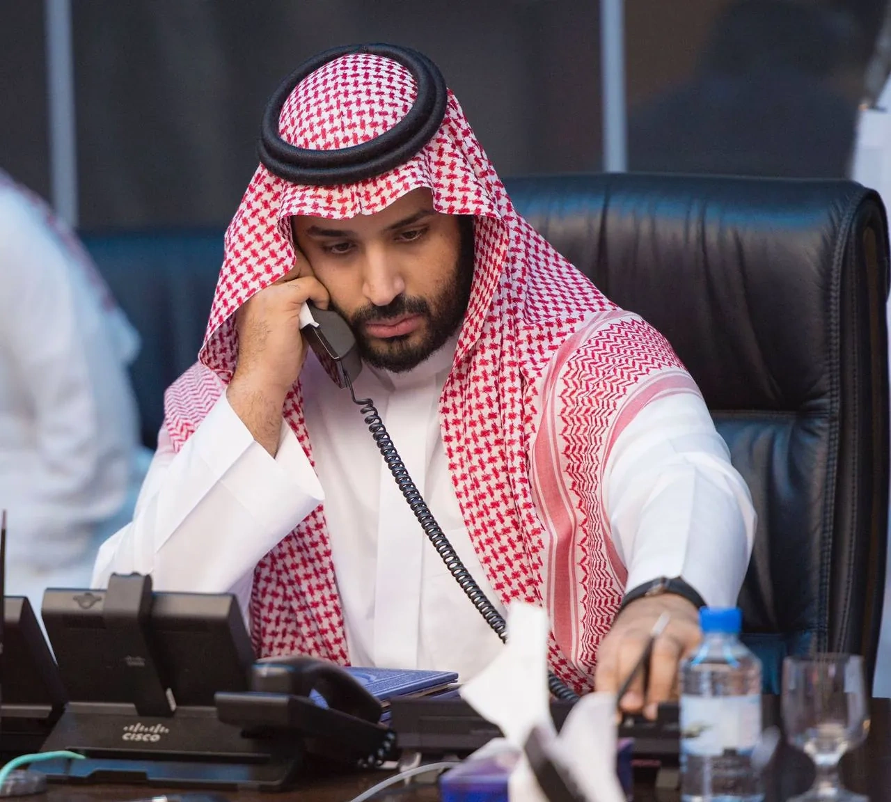 سيدي خادم الحرمين الشريفين يرأس جلسة مجلس الوزراء عبر الاتصال المرئي - Photo 1