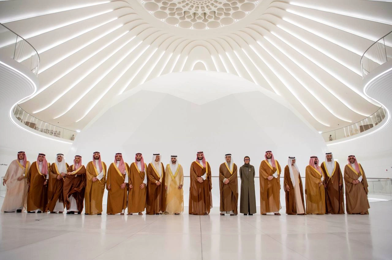 سمو سيدي ولي العهد يزور الجناح الإماراتي في معرض إكسبو 2020 دبي - صورة 1