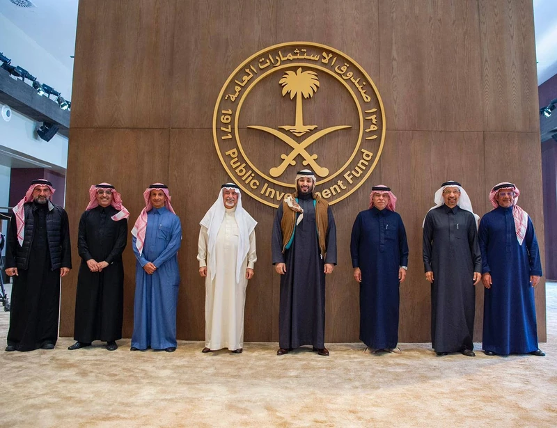 سمو سيدي ولي العهد واستراتيجية صندوق الاستثمارات العامة - Photo 5