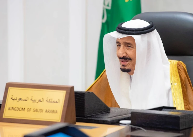 سيدي خادم الحرمين الشريفين يرأس وفد المملكة لقمة قادة مجموعة العشرين بروما - Photo 2
