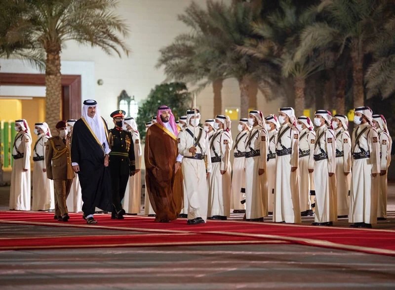 مراسم استقبال رسمية لسمو سيدي ولي العهد في الديوان الأميري بالعاصمة القطرية الدوحة - صورة 5
