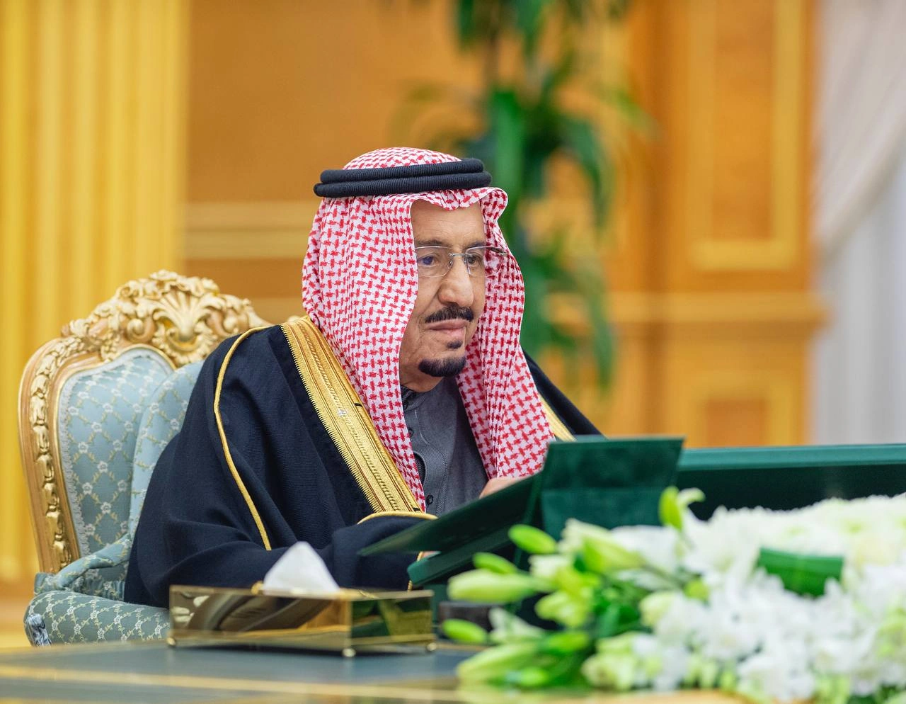 سيدي خادم الحرمين الشريفين يرأس جلسة مجلس الوزراء بالرياض - Photo 1