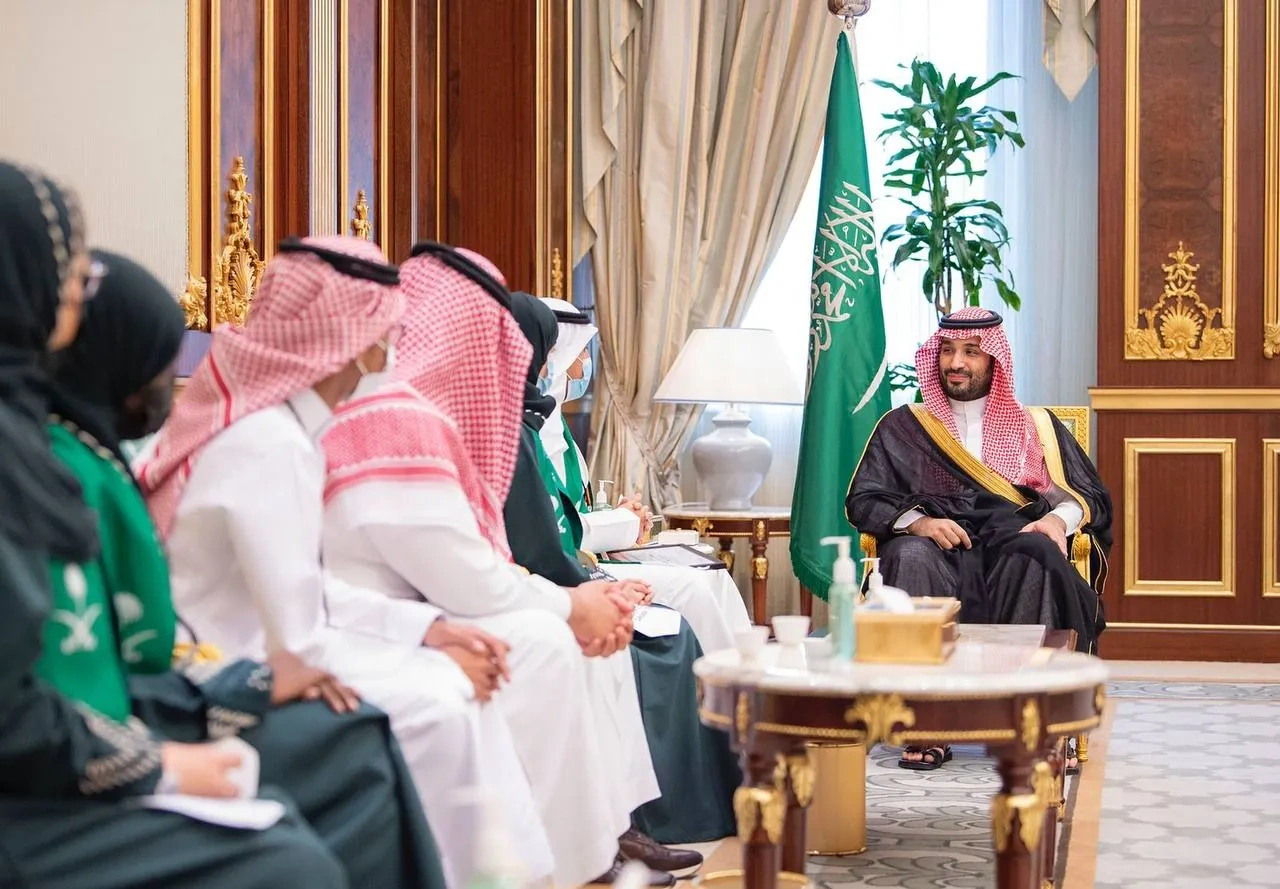 سمو سيدي ولي العهد يستقبل وفد موهبة والطلبة الفائزين في معرض آيسف 2022 - Photo 1