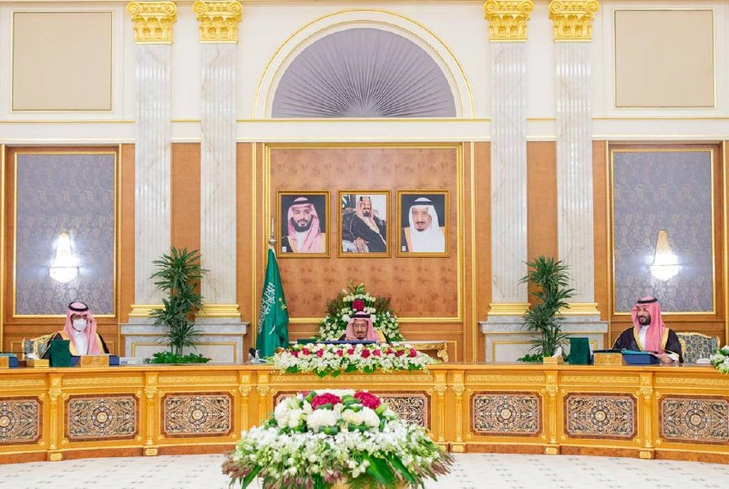 سيدي خادم الحرمين الشريفين يرأس جلسة مجلس الوزراء في قصر السلام بجدة - صورة 1