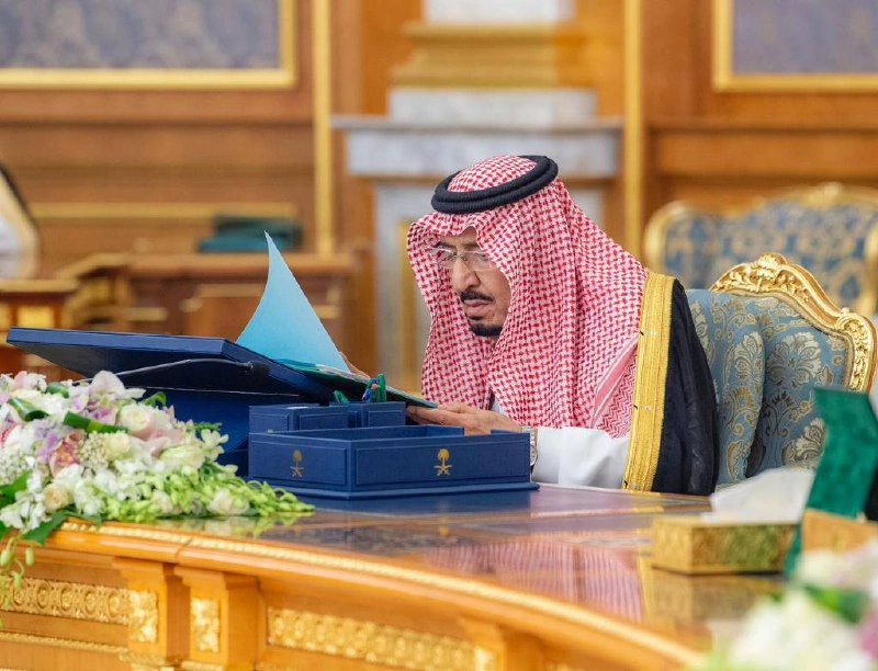 سيدي خادم الحرمين الشريفين يرأس جلسة مجلس الوزراء في قصر السلام بجدة - صورة 1