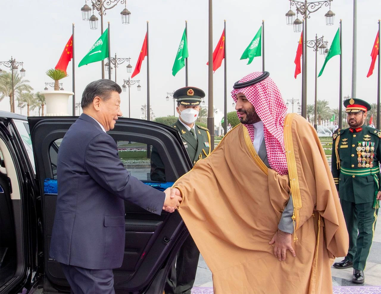 سمو سيدي ولي العهد يستقبل فخامة رئيس جمهورية الصين في قصر اليمامة بالرياض. - صورة 1