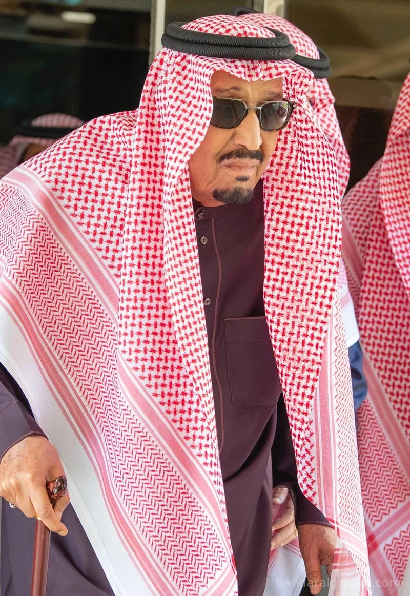 سيدي خادم الحرمين الشريفين يغادر المستشفى بعد نجاح الفحوصات الطبية - Photo 4