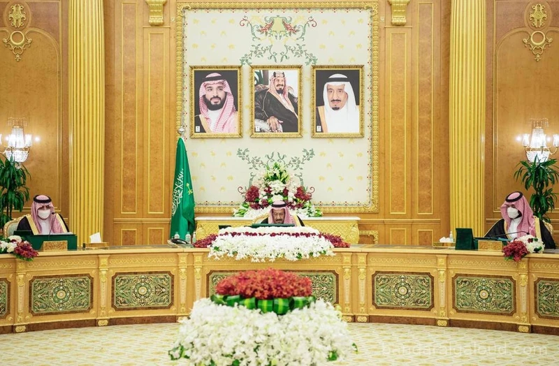 سيدي خادم الحرمين الشريفين يرأس جلسة مجلس الوزراء - Photo 2