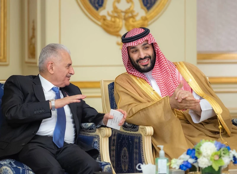 سيدي خادم الحرمين الشريفين يستقبل فخامة رئيس جمهورية تركيا ويقيم مأدبة عشاء رسمية تكريما له - Photo 14