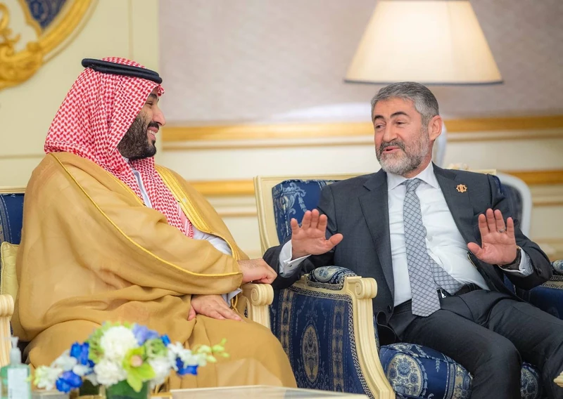 سيدي خادم الحرمين الشريفين يستقبل فخامة رئيس جمهورية تركيا ويقيم مأدبة عشاء رسمية تكريما له - Photo 17