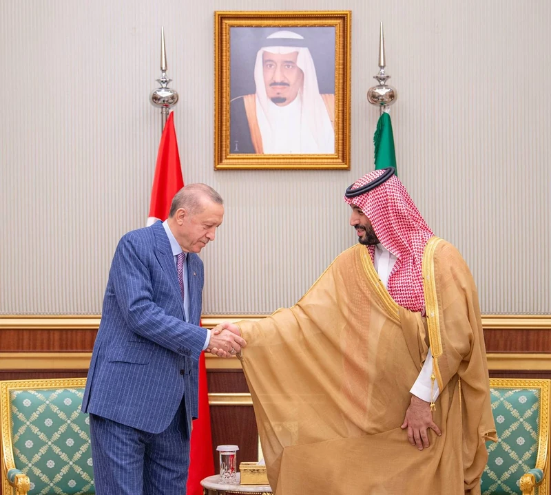 سمو سيدي ولي العهد ورئيس جمهورية تركيا يعقدان اجتماعًا بقصر السلام بجدة - صورة 2
