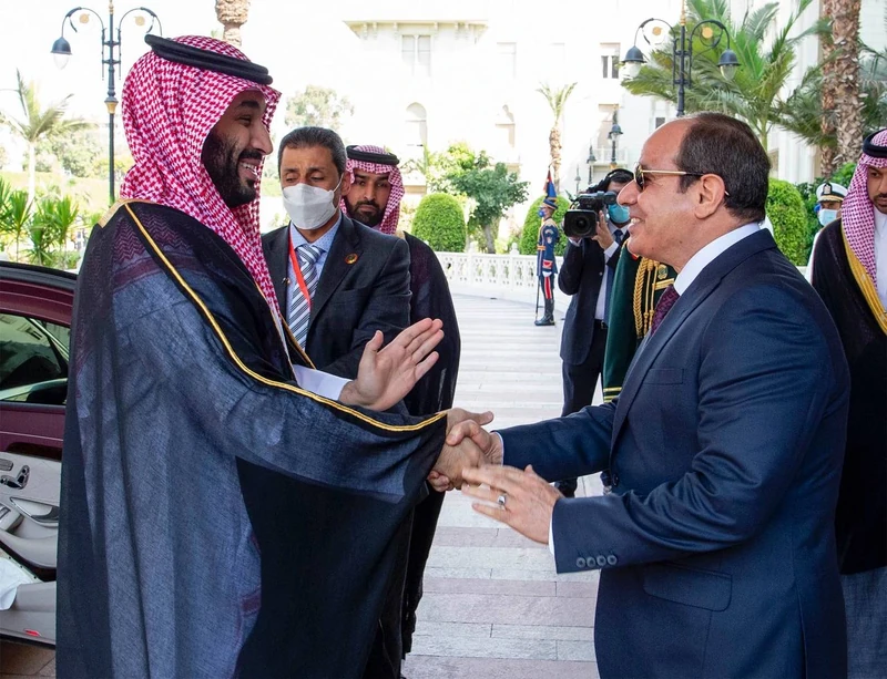 فخامة الرئيس المصري يقيم مراسم استقبال رسمية لسمو سيدي ولي العهد في قصر الاتحادية بالقاهرة. - Photo 2