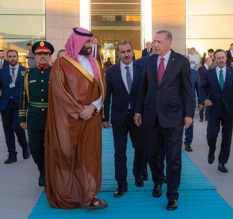 سمو سيدي ولي العهد يغادر العاصمة التركية أنقرة وفي مقدمة مودعيه فخامة رئيس جمهورية تركيا - Photo 7