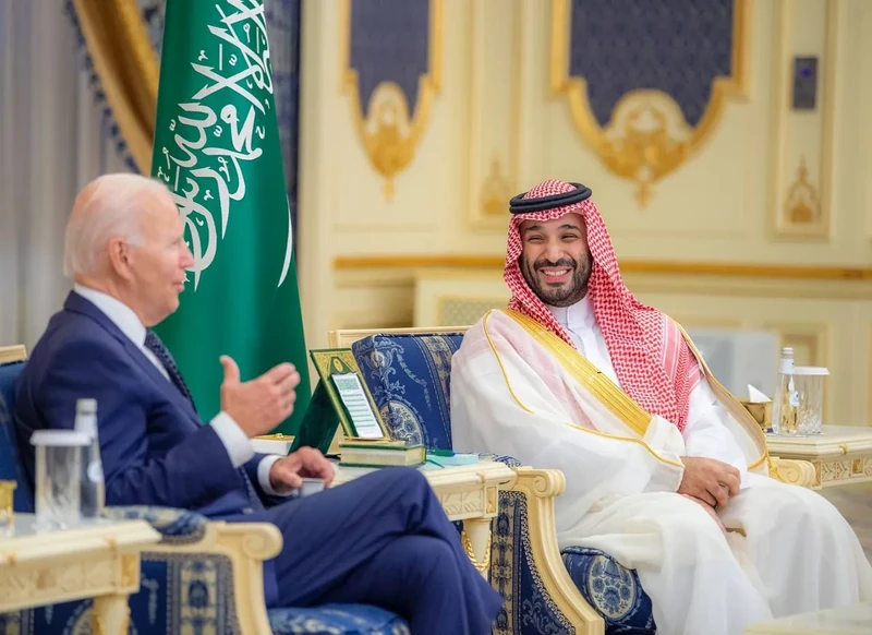 سمو سيدي ولي العهد وفخامة رئيس الولايات المتحدة الأمريكية، يعقدان جلسة مباحثات رسمية، بقصر السلام في جدة - صورة 15