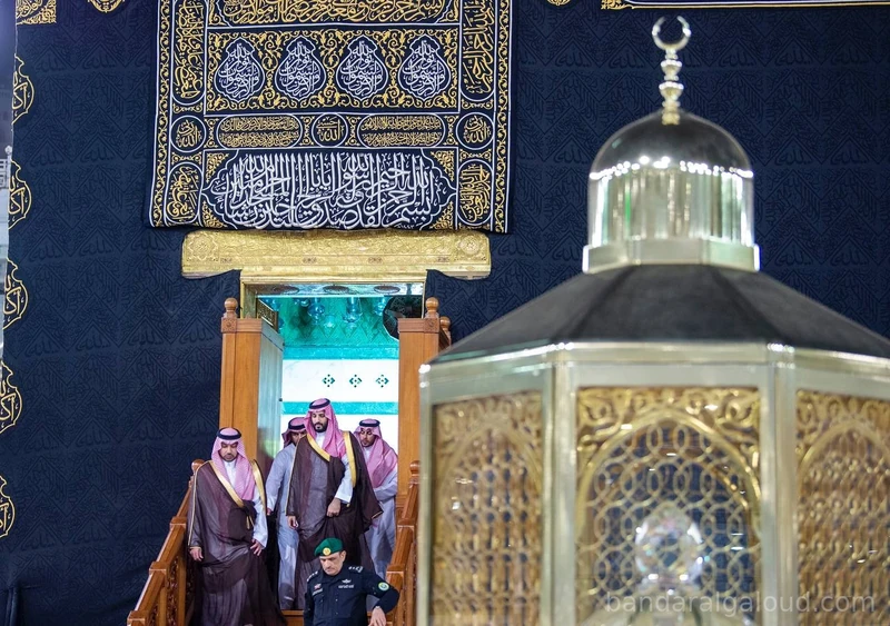 سمو سيدي ولي العهد يتشرف بغسل الكعبة المشرفة نيابة عن سيدي خادم الحرمين الشريفين - Photo 6