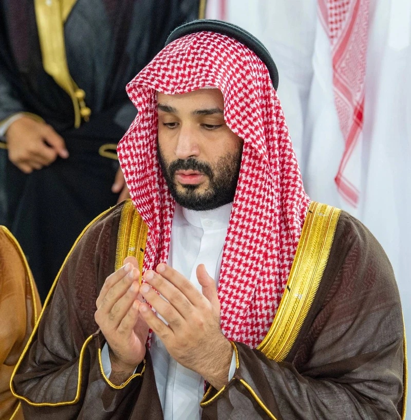 سمو سيدي ولي العهد يتشرف بغسل الكعبة المشرفة نيابة عن سيدي خادم الحرمين الشريفين - Photo 10