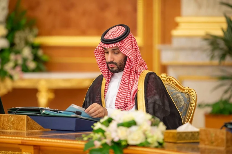 سيدي خادم الحرمين الشريفين يرأس جلسة مجلس الوزراء في قصر السلام بجدة - صورة 3