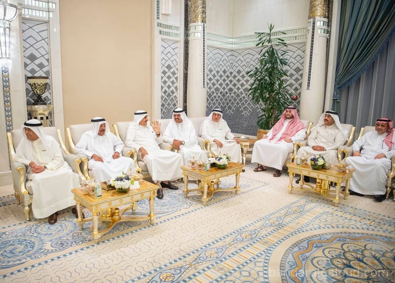 سيدي خادم الحرمين الشريفين يستقبل جلالة ملك مملكة البحرين ويقيم مأدبة غداء تكريماً لجلالته - صورة 3