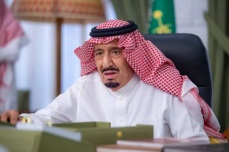 سيدي خادم الحرمين الشريفين يزور منطقة قصر الحكم في مدينة الرياض - صورة 21