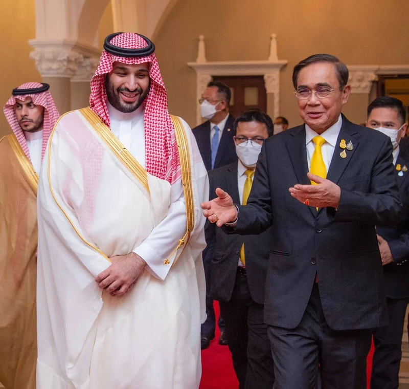 سمو سيدي ولي العهد يلتقي رئيس وزراء تايلند ويعقدان جلسة مباحثات رسمية - صورة 11