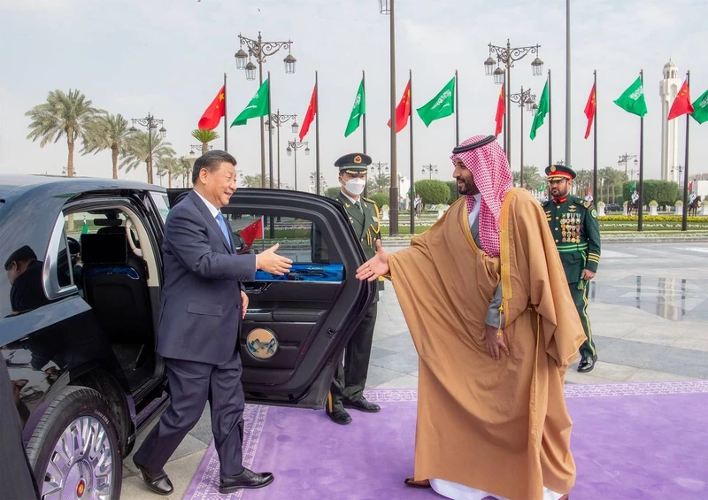 سمو سيدي ولي العهد يستقبل فخامة رئيس جمهورية الصين في قصر اليمامة بالرياض. - صورة 2
