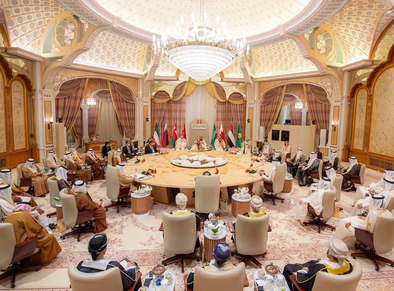 سمو سيدي ولي العهد يرأس "قمة الرياض العربية الصينية" نيابة عن سيدي خادم الحرمين الشريفين - صورة 13