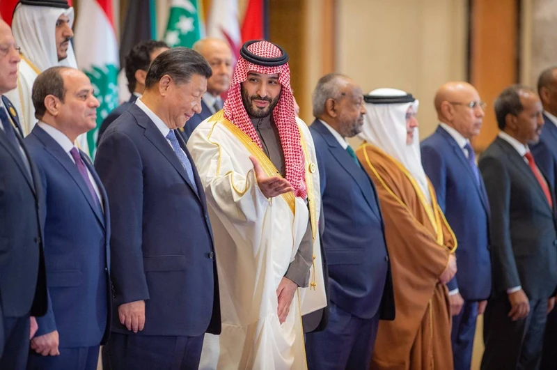 سمو سيدي ولي العهد يرأس "قمة الرياض العربية الصينية" نيابة عن سيدي خادم الحرمين الشريفين - صورة 17