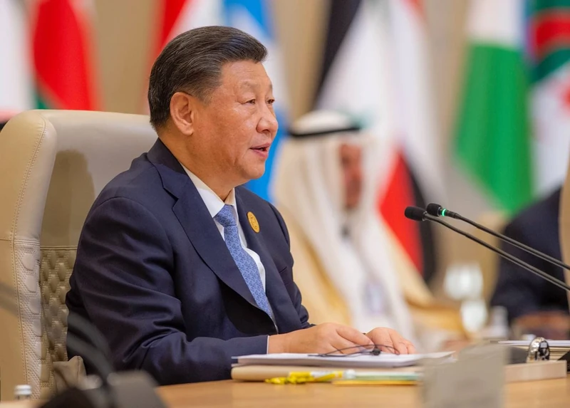 سمو سيدي ولي العهد يرأس "قمة الرياض العربية الصينية" نيابة عن سيدي خادم الحرمين الشريفين - صورة 18