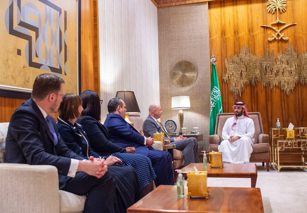 سمو سيدي ولي العهد يستعرض ملف "الرياض إكسبو 2030" مع وفد المكتب الدولي للمعارض - صورة 1