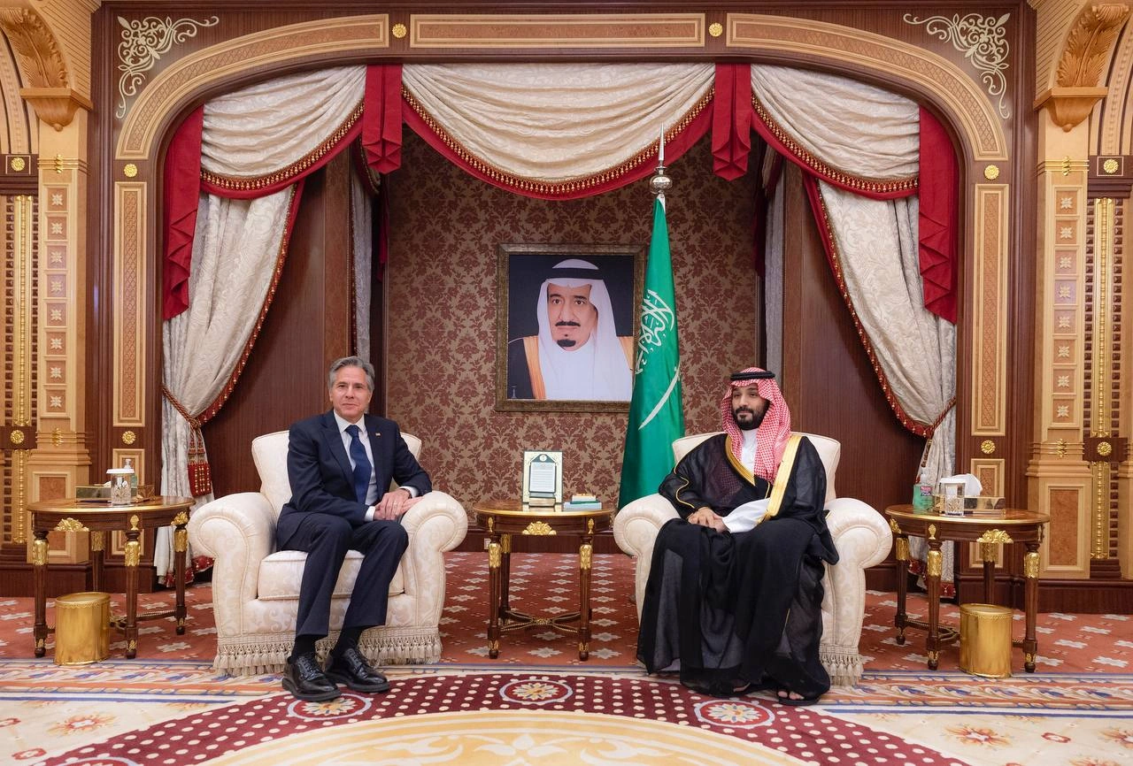 سمو سيدي ولي العهد يجتمع بوزير الخارجية الأمريكي - Photo 1