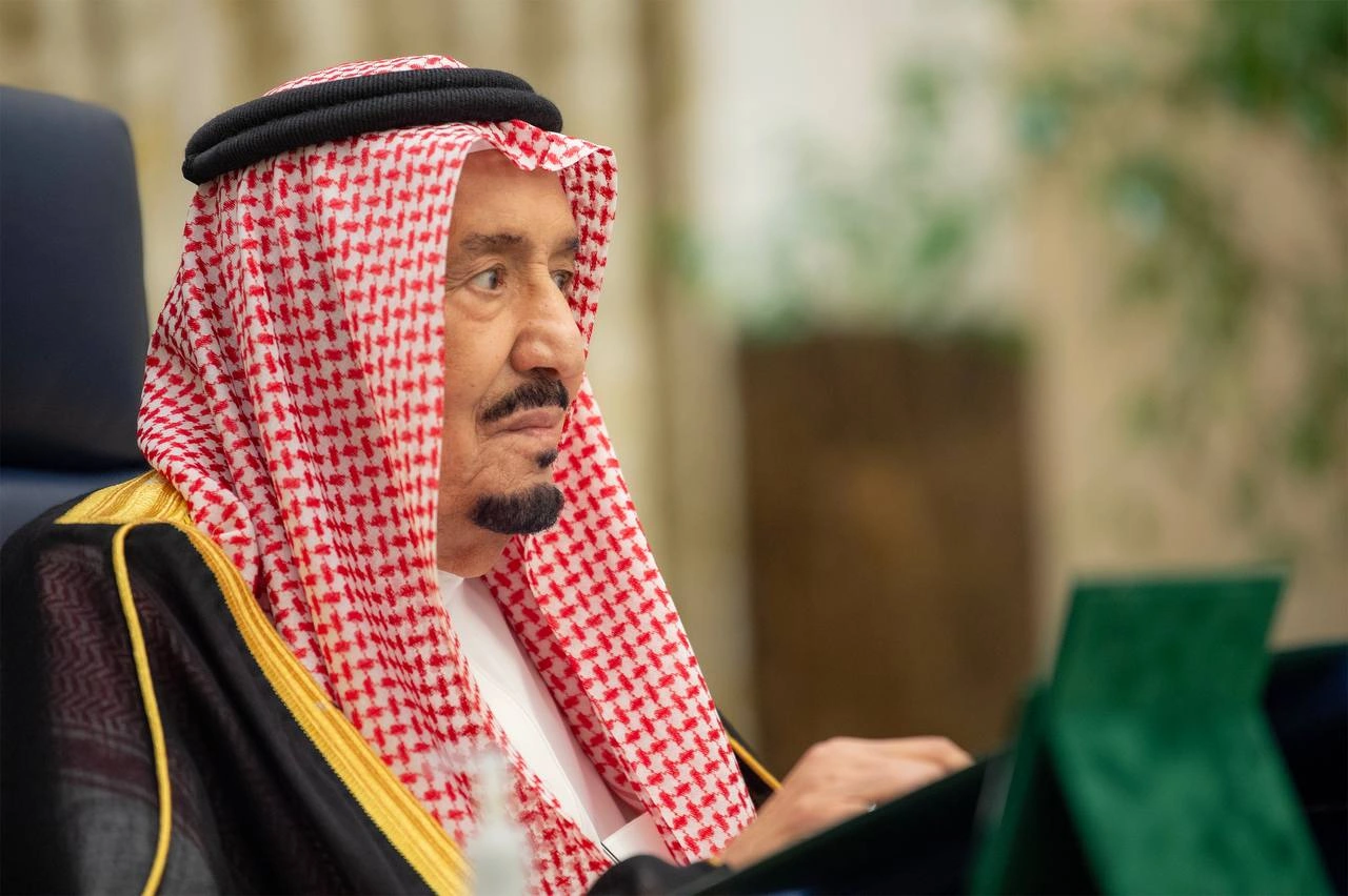 سيدي خادم الحرمين الشريفين يرأس جلسة مجلس الوزراء - Photo 1