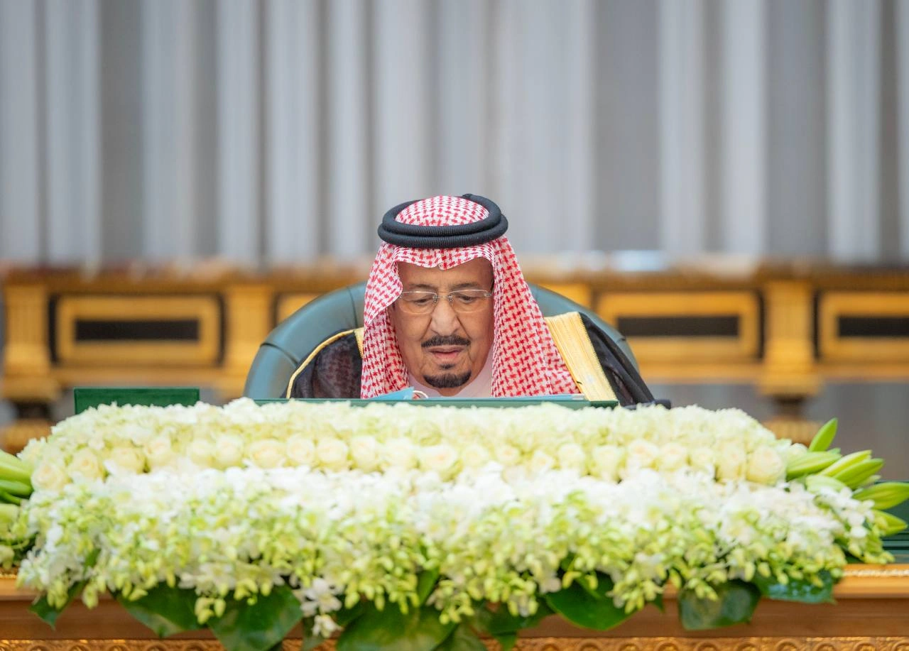 سيدي خادم الحرمين الشريفين يرأس جلسة مجلس الوزراء - صورة 1