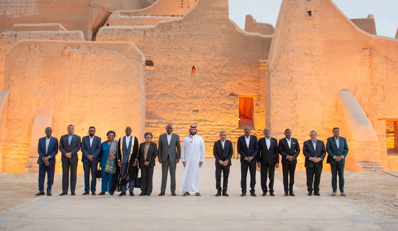 سمو سيدي ولي العهد يرأس ويفتتح أعمال القمة السعودية ودول الكاريكوم نيابة عن سيدي خادم الحرمين الشريفين - صورة 1
