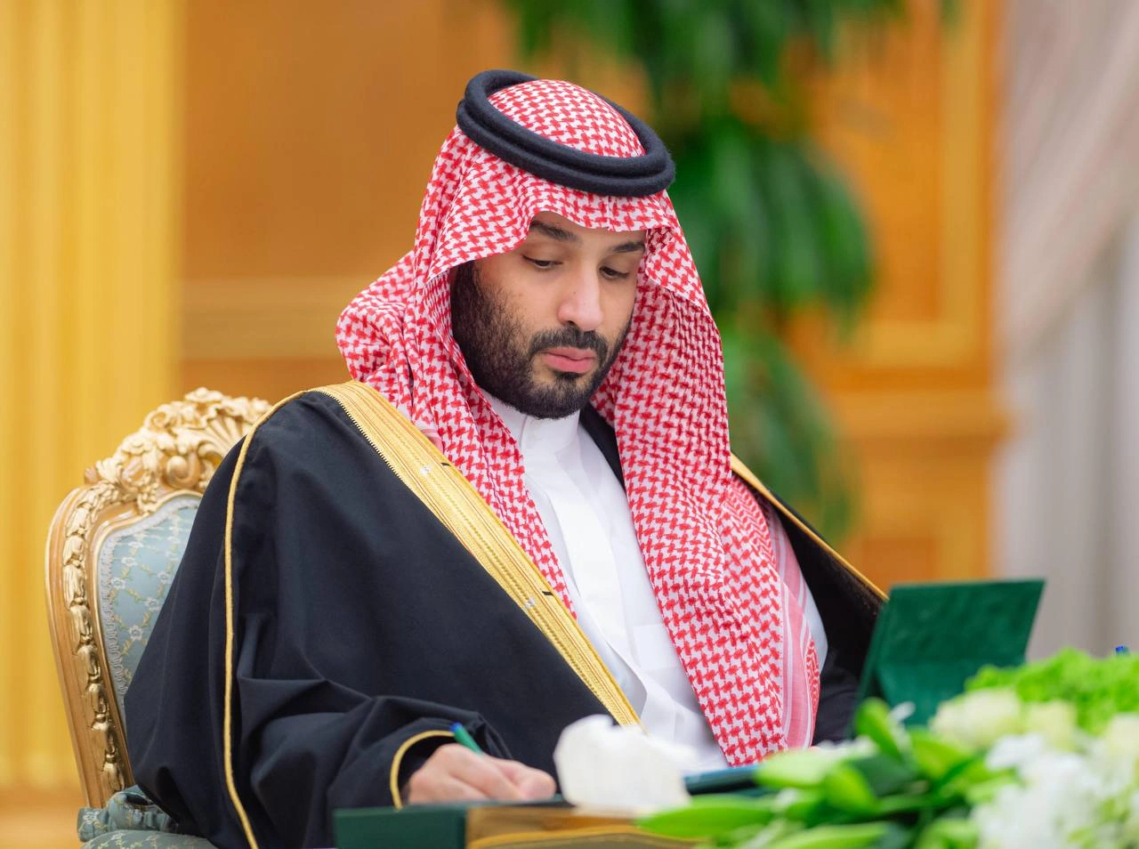 سمو سيدي ولي العهد يرأس جلسة مجلس الوزراء - صورة 1