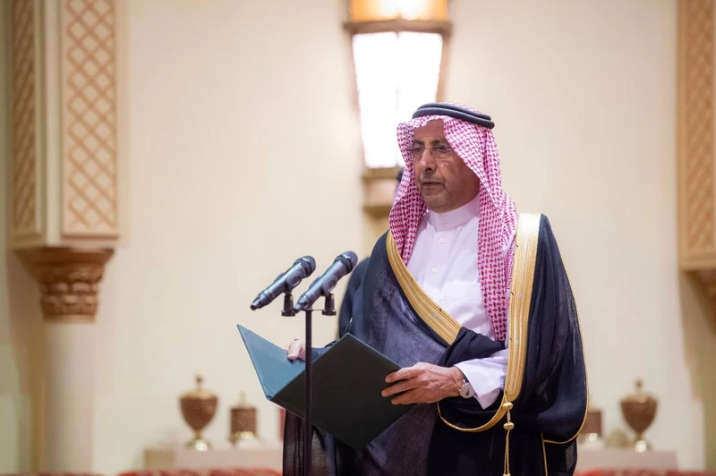 وزيرا الدولة والإعلام يؤديان القسم أمام سيدي خادم الحرمين الشريفين وبحضور سمو سيدي ولي العهد - صورة 3
