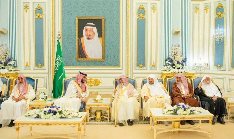 سمو سيدي ولي العهد يستقبل المهنئين بشهر رمضان المبارك - صورة 28