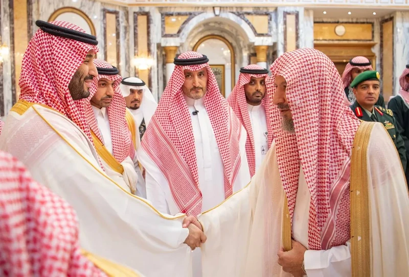 سمو سيدي ولي العهد يستقبل المهنئين بعيد الفطر السعيد. - صورة 24