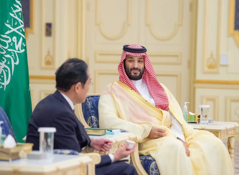سمو سيدي ولي العهد يستقبل دولة رئيس وزراء اليابان في قصر السلام بجدة - صورة 12