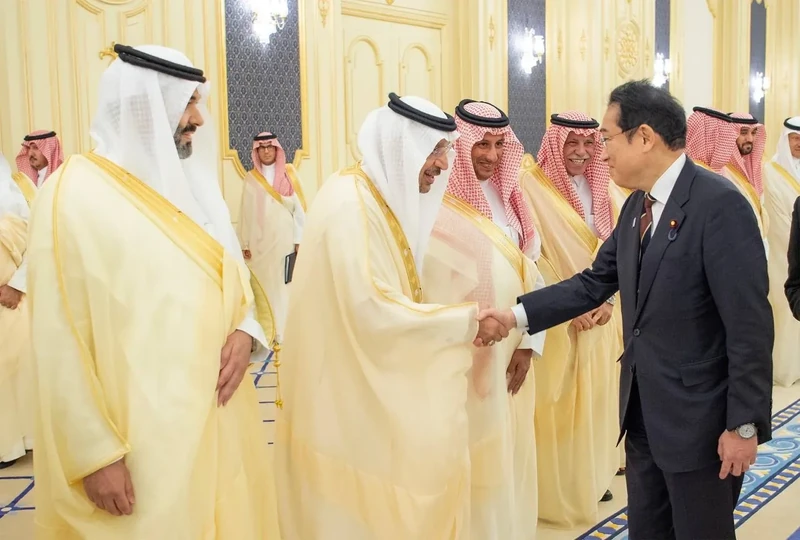 سمو سيدي ولي العهد يستقبل دولة رئيس وزراء اليابان في قصر السلام بجدة - صورة 20